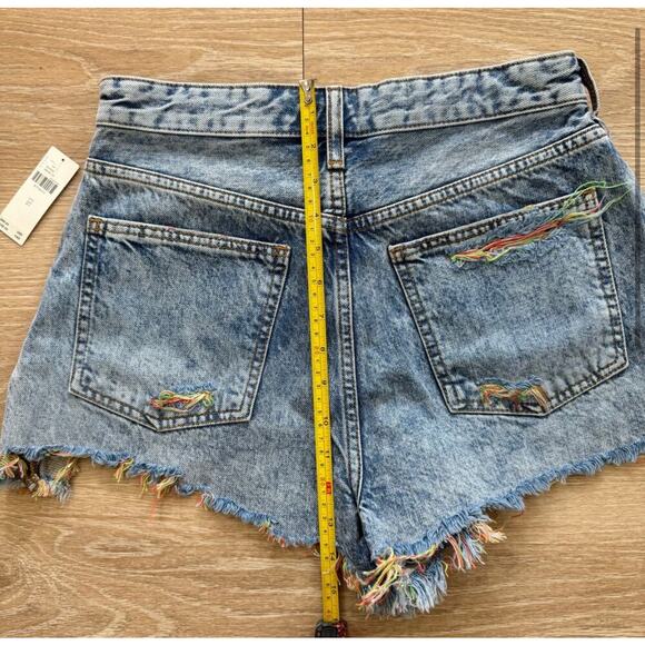 Pilcro Jean Shorts - Size 27 - Picture 3 of 10